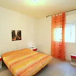Modern One Bedroom Flat In - Beahost *