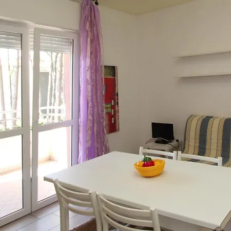 Modern One Bedroom Flat In - Beahost דירה