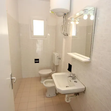 Appartamento Modern One Bedroom Flat In - Beahost Bibione